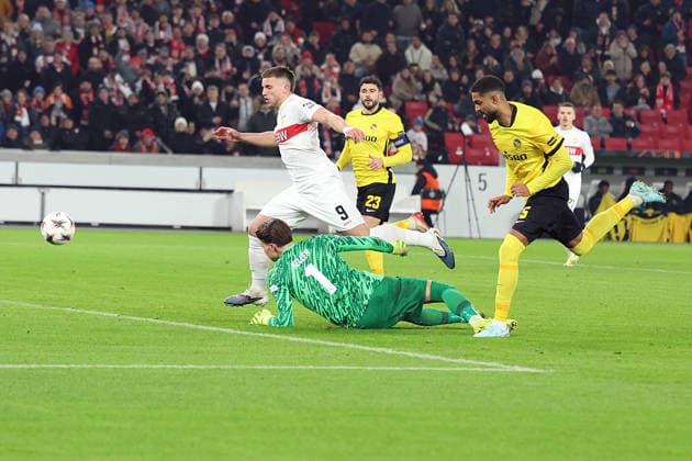 29 01 2026, xrekx, Football UEFA Europa League, VfB Stuttgart Young Boys Bern v l Goal shot to 2 0 by Ermedin Demirovic VfB Stuttgart DFL DFB REGULATIONS PROHIBIT ANY USE OF PHOTOGRAPHS as IMAGE SEQUENCES and or QUASI VIDEO Stuttgart