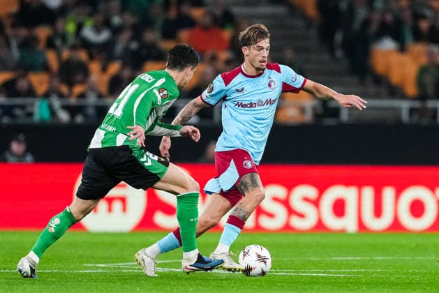 Fußball, EuroLeague, Real Betis Sevilla - Feyenoord Rotterdam #2 UEFA Europa League: Real Betis v Feyenoord Sevilla - Luciano Valente of Feyenoord during the eighth match of the UEFA Europa League 2025 2026. The match is set between Real Betis Balompie and Feyenoord at Estadio La Cartuja on 29 January 2026 in Sevilla, Spain. Copyright: xTomxBodex