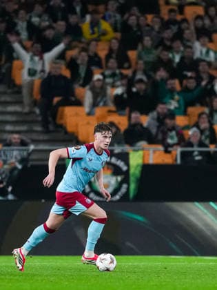 Fußball, EuroLeague, Real Betis Sevilla - Feyenoord Rotterdam #2 UEFA Europa League: Real Betis v Feyenoord Sevilla - Thijs Kraaijeveld of Feyenoord during the eighth match of the UEFA Europa League 2025 2026. The match is set between Real Betis Balompie and Feyenoord at Estadio La Cartuja on 29 January 2026 in Sevilla, Spain. Copyright: xTomxBodex