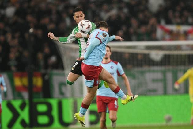 Fußball, EuroLeague, Real Betis Sevilla - Feyenoord Rotterdam #2 SEVILLA, 29-01-2026, Stadium La Cartuja, UEFA Football season 2025 2026, Europa League match between Betis Sevilla and Feyenoord. Pictures shows Betis player Antony Betis Sevilla - Feyenoord  x201171347x Copyright: