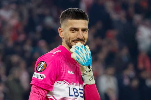 Fabian Bredlow VfB Stuttgart, 01 , Germany, Football, UEFA Europa League, Matchday 8, 2025 2026, VfB Stuttgart vs Young Boys Bern, 29 01 2026, Stuttgart MHP Arena Germany Copyright: xGrantxHubbsx