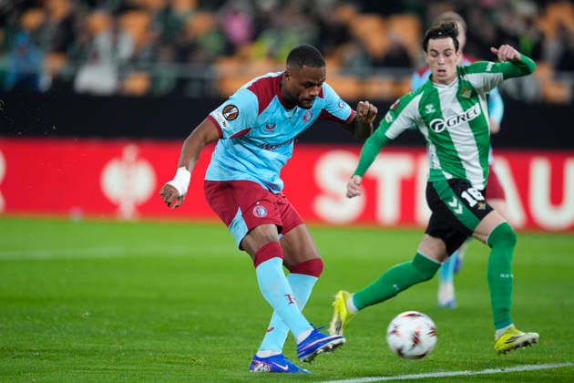 Fußball, EuroLeague, Real Betis Sevilla - Feyenoord Rotterdam #3 January 29, 2026, Sevilla, Sevilla, Spain: Cyle Larin of Feyenoord in action during the UEFA Europa League 2025 26 League Phase MD8 match between Real Betis Balompie and Feyenoord at La Cartuja stadium on January 29, 2026 in Seville, Spain. Sevilla Spain - ZUMAa181 20260129_zaa_a181_030 Copyright: xJoaquinxCorcherox