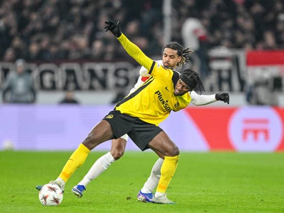 Lorenz Assignon VfB Stuttgart and Joel Monteiro BSC Young Boys battle for the ball during the UEFA Europa League 2025 26 League Phase MD8 match between VfB Stuttgart and BSC Young Boys at Stuttgart Arena on January 29, 2026 in Stuttgart, Germany Photo by Harry Langer DeFodi Images