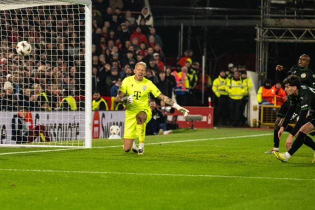 29th January 2026; The City Ground, Nottingham, England; UEFA Europa League Football, Nottingham Forest versus Ferencvarosi; Bence Otvos of Ferencvarosi TC scores an own goal past David Grof in the 17th minute to make the score 1-0  GodfreyxPitt Content restricted for UK based newspaper