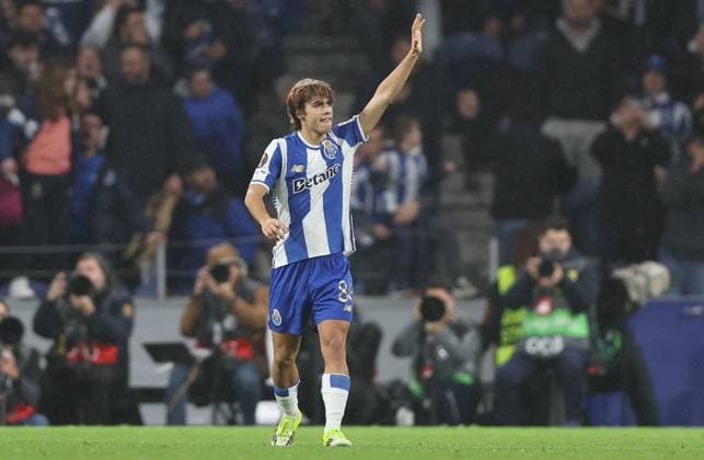 Rodrigo Mora of Porto celebrates scoring a goal to make the score 1-1 Porto v Rangers, UEFA Europa League, Group Stage, Football, Estadio do Dragao, Porto, Portugal - 29 Jan 2026Porto Estadio do Dragao Portugal EDITORIAL USE ONLY No use with unauthorised audio, video, data, fixture lists, club league logos or live services. Online in-match use limited to 120 images, no video emulation. No use in betting, games or single club league player publications. Copyright: xKieranxMcManus Shutterstockx 16445878s
