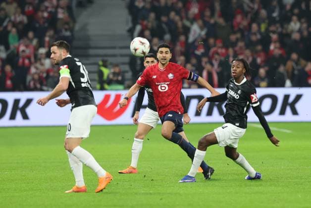 Football Lille LOSC - Fribourg PHOTOPQR VOIX DU NORD FLORENT MOREAU ; 29 01 2026 ; Villeneuve d Ascq, le 29 01 2026. Football, Europa League. Le Losc affronte le SC Fribourg au stade Mauroy. PHOTO FLORENT MOREAU LA VOIX DU NORD UEFA Europa League - League phase, Matchday 8 - football match between LOSC Lille and SC Freiburg at the Pierre Mauroy Stadium in Villeneuve d Ascq, northern France, on January 29, 2026. NORD France  Copyright: xPHOTOPQR VOIXxDUxNORD MAXPPPxFLORENTxMOREAUx 20260129VDN5181 20260129VDN5181