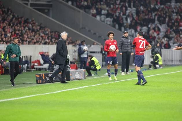 Football Lille LOSC - Fribourg PHOTOPQR VOIX DU NORD FLORENT MOREAU ; 29 01 2026 ; Villeneuve d Ascq, le 29 01 2026. Football, Europa League. Le Losc affronte le SC Fribourg au stade Mauroy. PHOTO FLORENT MOREAU LA VOIX DU NORD UEFA Europa League - League phase, Matchday 8 - football match between LOSC Lille and SC Freiburg at the Pierre Mauroy Stadium in Villeneuve d Ascq, northern France, on January 29, 2026. NORD France  Copyright: xPHOTOPQR VOIXxDUxNORD MAXPPPxFLORENTxMOREAUx 20260129VDN5187 20260129VDN5187