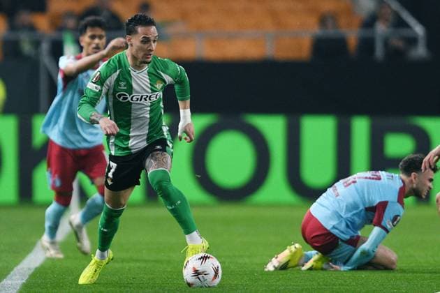 Fußball, EuroLeague, Real Betis Sevilla - Feyenoord Rotterdam #4 SEVILLA, 29-01-2026, Stadium La Cartuja, UEFA Football season 2025 2026, Europa League match between Betis Sevilla and Feyenoord. Pictures shows Betis player Antony Betis Sevilla - Feyenoord  x201171977x Copyright: