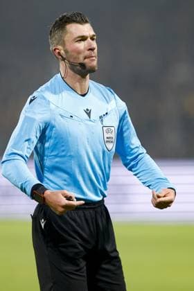 DEVENTER , 29-01-2026 , Stadium De Adelaarshorst , season 2025 2026 , UEFA Europa League League phase . match between Go Ahead Eagles and SC Braga, Picture shows referee Willy Delajod (FRA) Go Ahead Eagles - Braga  x201171990x Copyright: