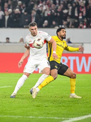 Ermedin DemiroviÄ‡ VfB Stuttgart and Daidy Janko BSC Young Boys battle for the ball during the UEFA Europa League 2025 26 League Phase MD8 match between VfB Stuttgart and BSC Young Boys at Stuttgart Arena on January 29, 2026 in Stuttgart, Germany Photo by Harry Langer DeFodi Images