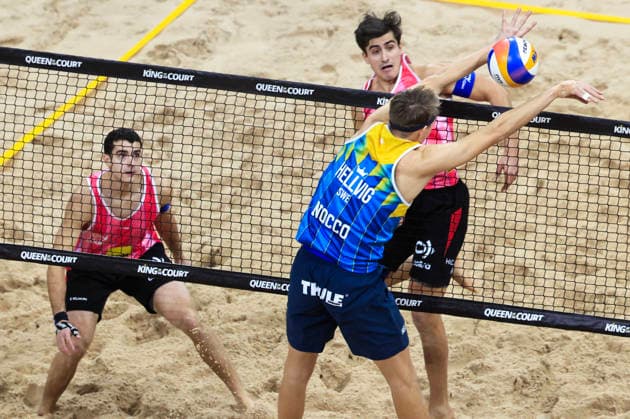 STOCKHOLM, SWEDEN 20260129 Englands Joaquin Bello and Javier Bello against Swedens Jonatan Hellvig during the final of the Stockholm Beach 2026 beach volleyball competition, an official event of the international Queen King of the Court series, at the Avicii Arena in Stockholm STOCKHOLM SWEDEN x60160x  Copyright: xStefanxJerrevang TTx STOCKHOLM BEACH 2026