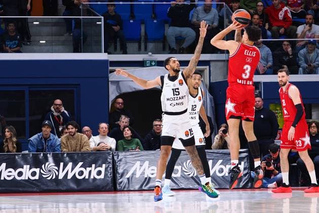 Quinn Ellis (EA7 Emporio Armani Olimpia Milano) during EA7 Emporio Armani Milano vs Partizan Belgrado, Basketball Euroleague match in Assago (MI), Italy, January 29 2026  Copyright: xSavinoxPaolella IPAxSportx xipa-agency.netx xx IPA_70718260 IPA_Agency_IPA70718260