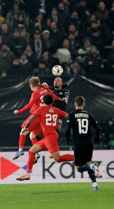 SOCCER - UEFA EL, Sturm vs Brann GRAZ,AUSTRIA,29.JAN.26 - SOCCER - UEFA Europa League, SK Sturm Graz vs SK Brann Bergen. Image shows Markus Haaland, Noah Holm (Brann) and Emanuel Aiwu (Sturm).  GEPAxpictures xHansxOberlaender