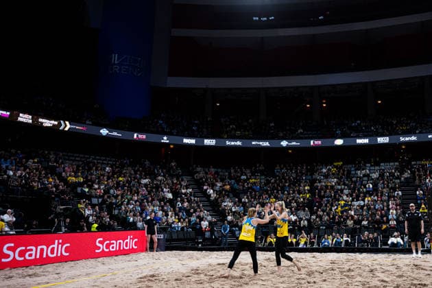 260129 Swedens Tina Thurin and Isabelle Reffel cheer during Stockholm Beach 2026 on January 29, 2026 in Stockholm  Copyright: EMMAxWALLSKOG BB260129EW074