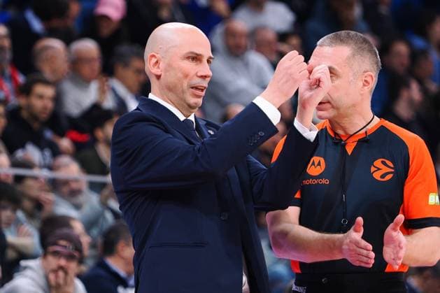 Joan Penarroya, head coach (Partizan Mozzart Bet Belgrade) during EA7 Emporio Armani Milano vs Partizan Belgrado, Basketball Euroleague match in Assago (MI), Italy, January 29 2026  Copyright: xSavinoxPaolella IPAxSportx xipa-agency.netx xx IPA_70718351 IPA_Agency_IPA70718351