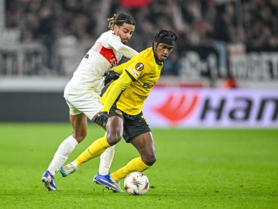 Lorenz Assignon VfB Stuttgart and Joel Monteiro BSC Young Boys battle for the ball during the UEFA Europa League 2025 26 League Phase MD8 match between VfB Stuttgart and BSC Young Boys at Stuttgart Arena on January 29, 2026 in Stuttgart, Germany Photo by Harry Langer DeFodi Images