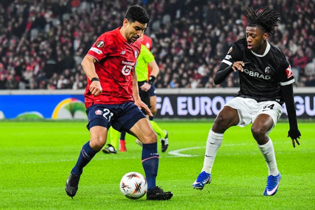 FOOTBALL: LILLE OSC - SC FRIBOURG Baptiste AUTISSIER MAXPPP - Lille 29 01 2026 Baptiste AUTISSIER Maxppp Lille ; 29 01 2026 ; Benjamin Andrv et Johan Manzambi lors du match Lille OSC vs SC Fribourg, 8e journee de la phase de ligue de l‚ÄôEuropa League a Lille le 29 janvier 2026. UEFA Europa League - League phase, Matchday 8 - football match between LOSC Lille and SC Freiburg at the Pierre Mauroy Stadium in Villeneuve d Ascq, northern France, on January 29, 2026. Lille Lille Haut de France France  Copyright: xMAXPPPxBaptistexAUTISSIERx BAU202601295222 BAU202601295222