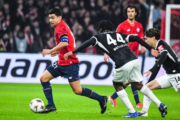 FOOTBALL: LILLE OSC - SC FRIBOURG Baptiste AUTISSIER MAXPPP - Lille 29 01 2026 Baptiste AUTISSIER Maxppp Lille ; 29 01 2026 ; Benjamin Andrv lors du match Lille OSC vs SC Fribourg, 8e journee de la phase de ligue de l‚ÄôEuropa League a Lille le 29 janvier 2026. UEFA Europa League - League phase, Matchday 8 - football match between LOSC Lille and SC Freiburg at the Pierre Mauroy Stadium in Villeneuve d Ascq, northern France, on January 29, 2026. Lille Lille Haut de France France  Copyright: xMAXPPPxBaptistexAUTISSIERx BAU202601295236 BAU202601295236