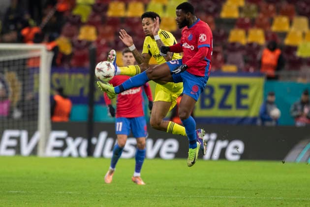 January,28, 2026, UEFA EUROPA LEAGUE, League phase, Matchday 8, FCSB vs Fenerbahce, Bucharest, National Arena Stadium 93 Mamadou Thiam and 24 Jayden Oosterwolde fight for the ball possesion acrobatic jump