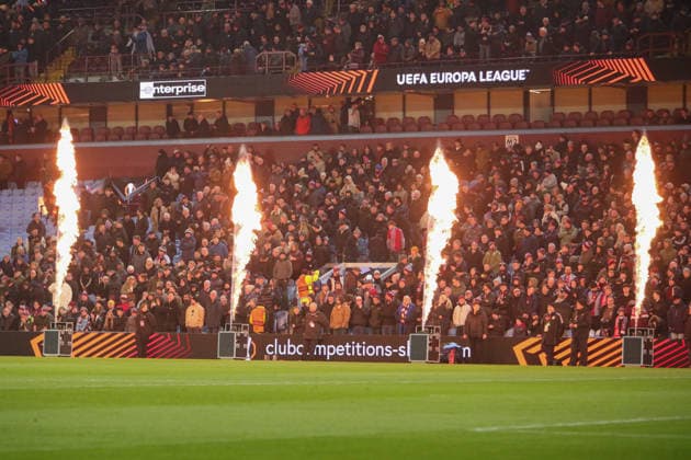 Aston Villa v Salzburg, Europa League Pre-match flares during the Europa League match between Aston Villa and Salzburg at Villa Park, Birmingham, UK on 29 January 2026. Birmingham Villa Park West Midlands UK Editorial use only , Copyright: xAlunxRobertsx PSI-23649-0006
