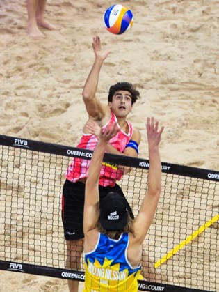 England s Javier Bello against Sweden s Jacob Hölting Nilsson during the final of the beach volleyball competition Stockholm Beach 2026, an official competition in the international Queen King of the Court series, at Avicii Arena in Stockholm, Sweden, January 29, 2026 STOCKHOLM SWEDEN x60160x  Copyright: xStefanxJerrevang TTx STOCKHOLM BEACH 2026