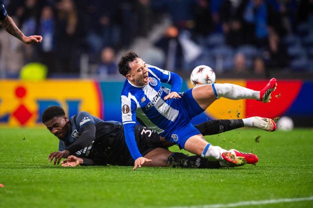 January 29, 2026, Porto, Porto, Portugal: PORTO, PORTUGAL - JANUARY 29: PEPE from FC Porto suffering a fault during the UEFA Europa League 2025 26 MD8 match between FC Porto and Rangers FC, at Estadio do Dragao on January 29, 2026 in Porto, Portugal Porto Portugal - ZUMAl192 20260129_zsp_l192_034 Copyright: xMiguelxLemosx