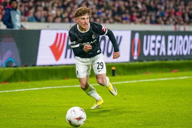 Football UEFA Europa League 2025 26, Matchday 8 OSC Lille vs SC Freiburg Stade Pierre Mauroy Lille, France Philipp Treu SC Freiburg, 29 Copyright: xJOERANxSTEINSIEKx