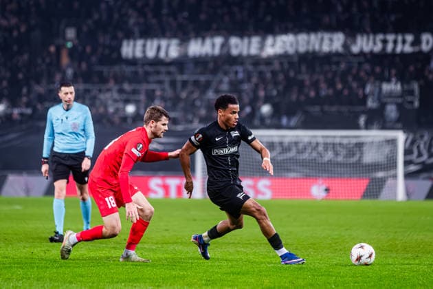 STURM GRAZ - BRANN BERGEN Axel Kayombo of Sturm and Jacob Sorensen of Brann during the league phase of UEFA Europa league football match between SK Sturm Graz and SK Brann Bergen. Graz, Austria, January 29, 2026. Photo by Branislav Racko Copyright: xx _BRR0599