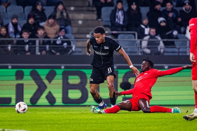 STURM GRAZ - BRANN BERGEN Axel Kayombo of Sturm and Nana Kwame Boakye of Brann during the league phase of UEFA Europa league football match between SK Sturm Graz and SK Brann Bergen. Graz, Austria, January 29, 2026. Photo by Branislav Racko Copyright: xx 080A0183