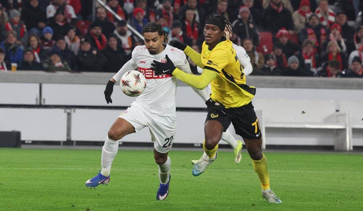 Stuttgart, Soccer Europa League , VfB Stuttgart vs BSC Young Boys Bern , from left Lorenz Assignon VfB Joel Monteiro Bern