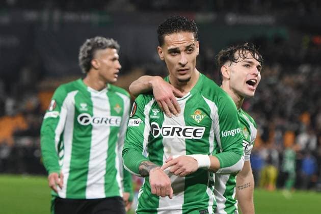 Fußball, EuroLeague, Real Betis Sevilla - Feyenoord Rotterdam #5 SEVILLA, 29-01-2026, Stadium La Cartuja, UEFA Football season 2025 2026, Europa League match between Betis Sevilla and Feyenoord. Pictures shows Betis player Antony celebration of the 2-0 Betis Sevilla - Feyenoord  x201172360x Copyright: