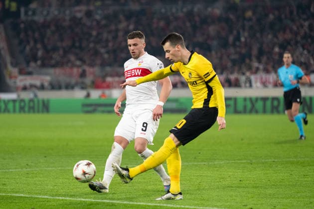 v li Ermedin Demirovic VfB Stuttgart, 09 , Sandro Lauper BSC Young Boys Bern, 30 GER, VfB Stuttgart vs BSC Young Boys Bern, Football, UEFA Europa League, Men, Matchday 8, Season 2025 2026, 29 01 2026, GER, VfB Stuttgart vs BSC Young Boys Bern, Football, UEFA Europa League, Men, Matchday 8, Season 2025 2026, 29 01 2026 Stuttgart Copyright: xEibner-Pressefoto WolfgangxFrankx EP_WFK