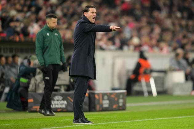 Soccer, UEFA Europa League, 20260129, VfB Stuttgart BSC Young Boys Bern In the picture Coach Bern Gerardo SEOANE Stuttgart MHP Arena Baden Württemberg Germany Copyright: Passion2Press MarkusxFischerx