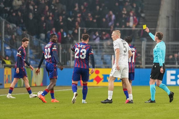 UEFA Europa League 2025 26 Matchday 8, Thursday 29 01 2026 FC Basel 1893 vs Viktoria Pilsen St Jakob Park Basel, Switzerland Yellow card for Jonas Adjetey 32, FC Basel Copyright: xValentinxDomgjonix