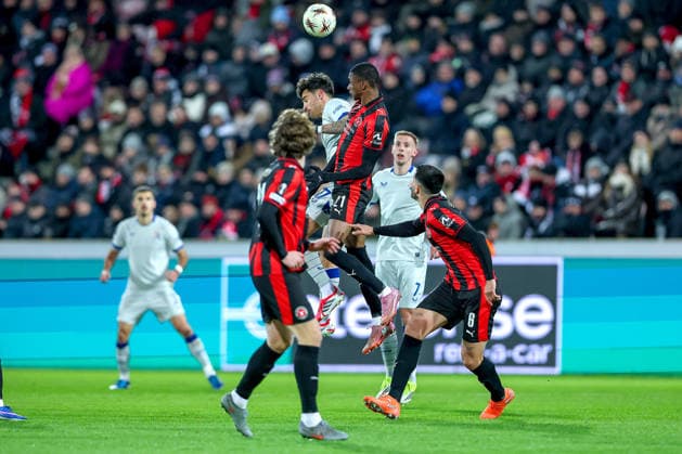 29 01 2026, Football, UEFA Europa League, Matchday 8, FC Midtjylland GNK Dinamo Zagreb, MCH Arena in Herning, Denmark Sandro Kulenovic GNK Dinamo 17 in duel against Denil Castillo FC Midtjylland 21 Header duel Regulations prohibit any use of photographs as image sequences and or quasi video Denmark