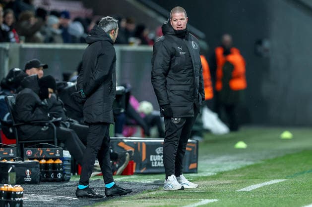 29 01 2026, Football, UEFA Europa League, Matchday 8, FC Midtjylland GNK Dinamo Zagreb, MCH Arena in Herning, Denmark Head Coach Mike Tullberg FC Midtjylland hc gesticulating on the sidelines Regulations prohibit any use of photographs as image sequences and or quasi video Denmark