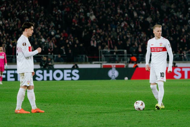 Chris Führich VfB Stuttgart, 10 and Angelo Stiller VfB Stuttgart, 06 , Free kick, GER, VfB Stuttgart vs Young Boys Bern, Football, Europa League, Matchday 8, Season 2025 2026, 29 01 2026, GER, VfB Stuttgart vs Young Boys Bern, Football, Europa League, Matchday 8, Season 2025 2026, 29 01 2026, Stuttgart Copyright: xEibner-Pressefoto EdwardxCheungx EP_ECG