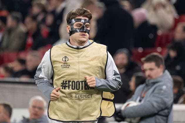 Ramon Hendriks VfB Stuttgart, 03 warming up with mask GER, VfB Stuttgart vs BSC Young Boys Bern, Football, UEFA Europa League, Men, Matchday 8, Season 2025 2026, 29 01 2026, GER, VfB Stuttgart vs BSC Young Boys Bern, Football, UEFA Europa League, Men, Matchday 8, Season 2025 2026, 29 01 2026 Stuttgart Copyright: xEibner-Pressefoto WolfgangxFrankx EP_WFK