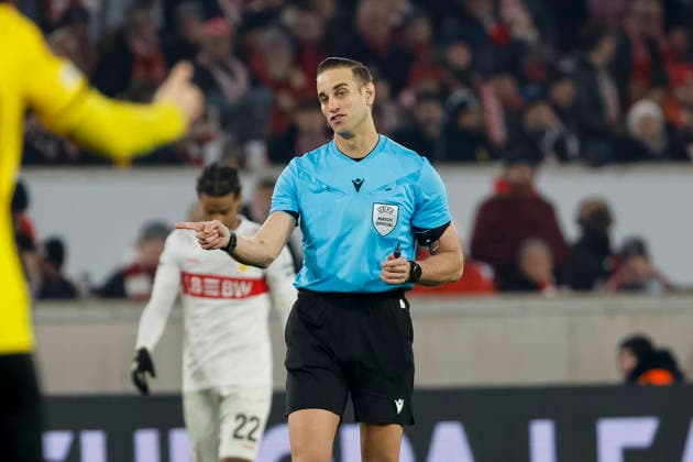 Referee Javier Alberola Rojas ESP , Germany, Football, UEFA Europa League, Matchday 8, 2025 2026, VfB Stuttgart vs Young Boys Bern, 29 01 2026, Stuttgart MHP Arena Germany Copyright: xGrantxHubbsx