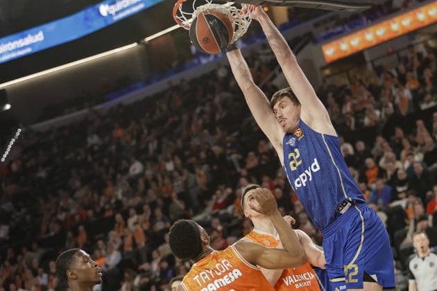 Valencia Basket v Maccabi Tel Aviv - EuroLeague VALENCIA, SPAIN - JANUARY 29: Ty Jacob Leaf (22) of Maccabi in action during EuroLeague basketball match between Valencia Basket and Maccabi Rapyd Tel-Aviv in Valencia, Spain, on January 29, 2026. Jose Miguel Fernandez Anadolu Valencia Spain. Editorial use only. Please get in touch for any other usage.  Copyright: x2026xAnadoluxJosexMiguelxFernandezx