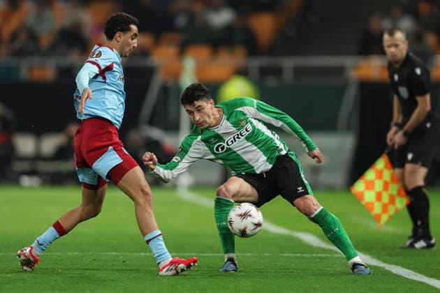 Fußball, EuroLeague, Real Betis Sevilla - Feyenoord Rotterdam #6 ESP: Real Betis - Feyenoord. UEFA Europa League. Matchday 8 Marc Roca of Real Betis and Oussama Targhalline of Feyenoord during the UEFA Europa League match, between Real Betis and Feyenoord, Matchday 8, played at La Cartuja Stadium on January 29, 2026 in Sevilla, Spain. kpng Copyright: xAntonioxPozox xPRESSINx AP_260129_BET_FEY_020