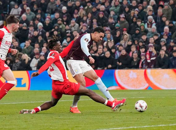 Birmingham, England, 29th January 2026. Morgan Rogers of Aston Villa scores their first goal (1-2) during the Aston Villa vs FC Salzburg UEFA Europa League match at Villa Park, Birmingham. Picture credit should read: Andrew Yates Sportimage EDITORIAL USE ONLY. No use with unauthorised audio, video, data, fixture lists, club league logos or live services. Online in-match use limited to 120 images, no video emulation. No use in betting, games or single club league player publications. SPI_048_AY_Villa_Salzburg SPI-4490-0047