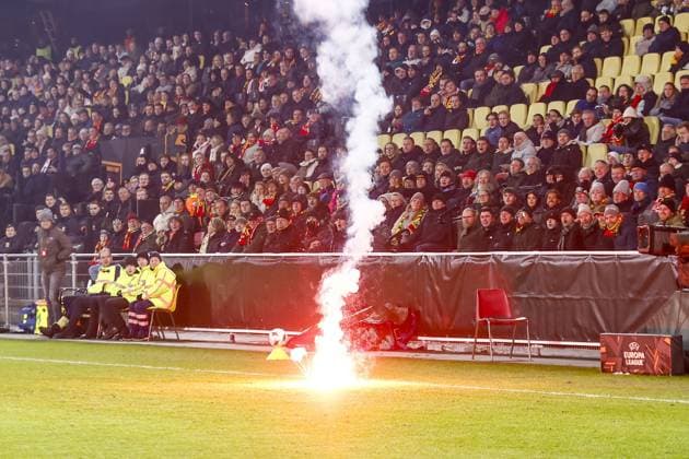 DEVENTER , 29-01-2026 , Stadium De Adelaarshorst , season 2025 2026 , UEFA Europa League League phase . match between Go Ahead Eagles and SC Braga, Picture shows fireworks during the match Go Ahead Eagles - Braga  x201172797x Copyright: