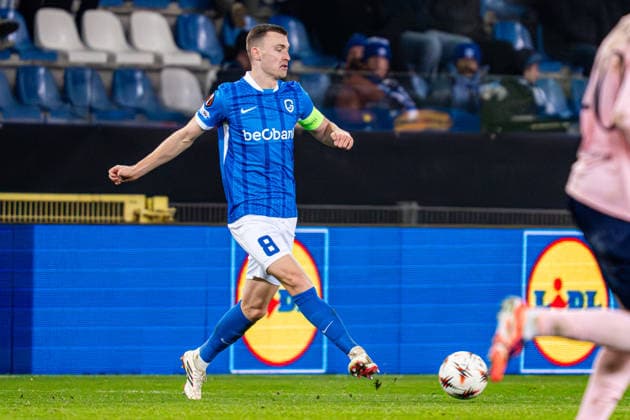 2026-01-29 KRC Genk v Malmo FF - UEFA Europa League 2025 26 League Phase MD8 GENK, BELGIUM - JANUARY 29: Bryan Heynen of KRC Genk makes a pass during the UEFA Europa League 2025 26 League Phase MD8 match between KRC Genk and Malmo FF at Cegeka Arena on January 29, 2026 in Genk, Belgium. (Photo by Gabriel Calvino Alonso BSR Agency) Genk Belgium Content not available for redistribution in The Netherlands directly or indirectly through any third parties. Copyright: xBSRxAgencyx