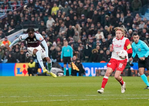 Birmingham, England, 29th January 2026. Amadou Onana of Aston Villa shoots during the Aston Villa vs FC Salzburg UEFA Europa League match at Villa Park, Birmingham. Picture credit should read: Andrew Yates Sportimage EDITORIAL USE ONLY. No use with unauthorised audio, video, data, fixture lists, club league logos or live services. Online in-match use limited to 120 images, no video emulation. No use in betting, games or single club league player publications. SPI_053_AY_Villa_Salzburg SPI-4490-0052