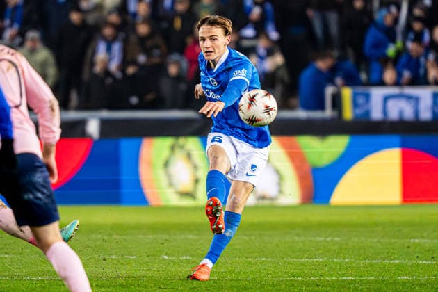 2026-01-29 KRC Genk v Malmo FF - UEFA Europa League 2025 26 League Phase MD8 GENK, BELGIUM - JANUARY 29: Matte Smets of KRC Genk shoots during the UEFA Europa League 2025 26 League Phase MD8 match between KRC Genk and Malmo FF at Cegeka Arena on January 29, 2026 in Genk, Belgium. (Photo by Gabriel Calvino Alonso BSR Agency) Genk Belgium Content not available for redistribution in The Netherlands directly or indirectly through any third parties. Copyright: xBSRxAgencyx