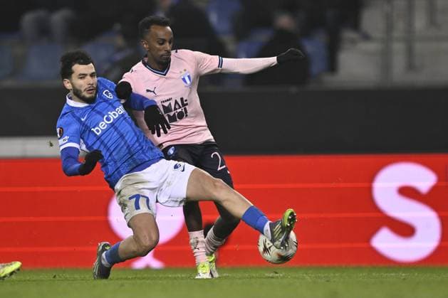 Genk s Zakaria El Ouahdi and Malmo s Taha Ali fight for the ball during a soccer game between Belgian soccer team KRC Genk and Swedish team Malmo FF, in Genk, on Thursday 29 January 2026, on day eight of the League phase of the UEFA Europa League tournament. JOHAN EYCKENS JohanxEyckens  x159653204x