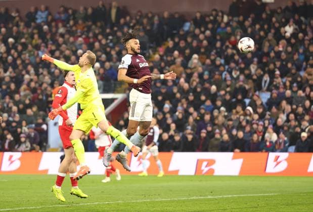 Tyrone Mings of Aston Villa scores a goal 2-2. Aston Villa v Red Bull Salzburg, UEFA Europa League, Group Stage, Football, Villa Park, Birmingham, UK - 29 Jan 2026Birmingham Villa Park United Kingdom EDITORIAL USE ONLY No use with unauthorised audio, video, data, fixture lists, club league logos or live services. Online in-match use limited to 120 images, no video emulation. No use in betting, games or single club league player publications. Copyright: xRyanxBrowne Shutterstockx 16445867bu