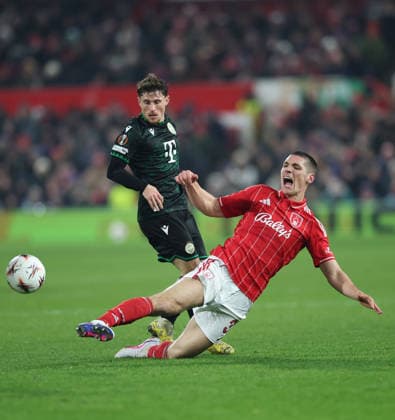 Nottingham Forest v Ferencvarosi TC UEFA Europa League Nikola MilenkoviÄ‡ of Nottingham Forest is tackled by Zsombor Gruber of Ferencvaros during the UEFA Europa League match at the City Ground, Nottingham 29 01 2026 UK Newspapers OUT Copyright: xAndyxSumnerx FIL-22875-0055