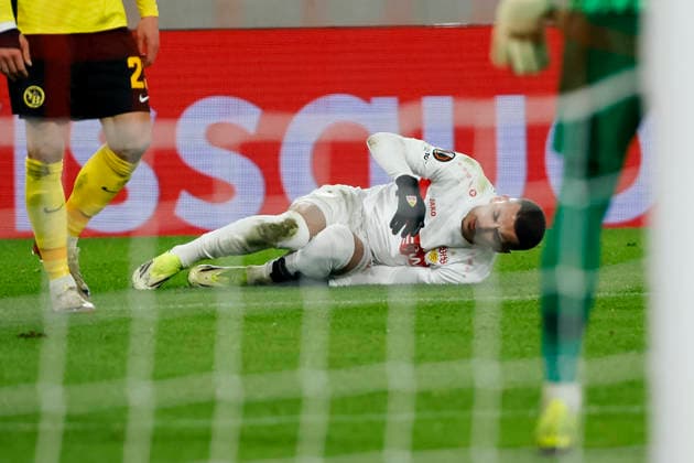 Deniz Undav VfB Stuttgart, 26 injured on the ground , Germany, Football, UEFA Europa League, Matchday 8, 2025 2026, VfB Stuttgart vs Young Boys Bern, 29 01 2026, Stuttgart MHP Arena Germany Copyright: xGrantxHubbsx